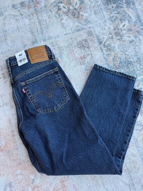 Levi's Wedgie Straight-Leg Jeans